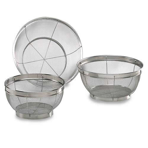 mesh colanders 