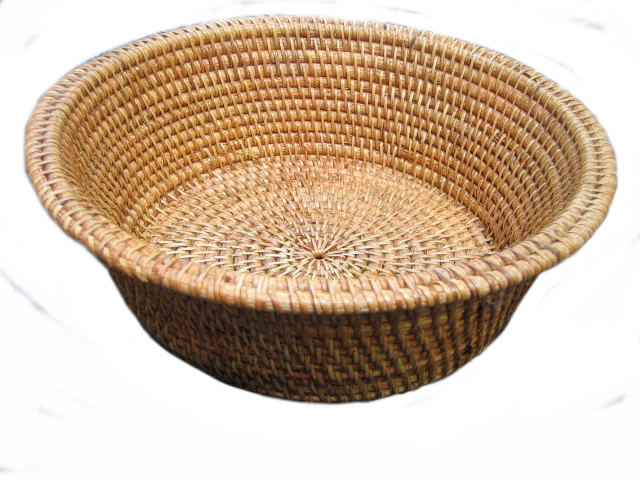 rattan basket round deep with rim